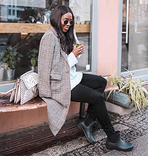 crocs freesail chelsea